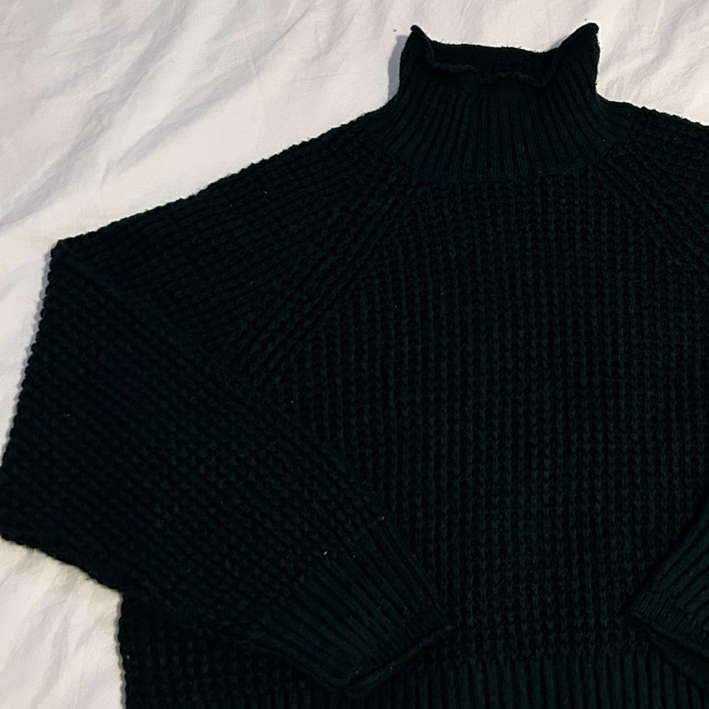 AE forest Green Sweater